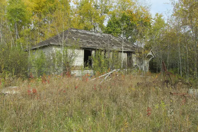 Abandoned Shipman School in autumn